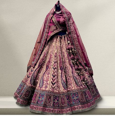 lehengacholi #marwar #marwari #marwarbrides #winevelevetlehenga #winevelevetbridallehengacholi #wine #lehengainspiration #lehengadesigns #lehengablouse #lehengacollection #lehengalove #lehengacholicollection #lehengacholionline #doubledupatta #weddinglehenga #receptionlehenga #engagementlehenga #bridallehengacholi #doubledupatta Marwari Lehenga, Mughal Fashion, Latest Bridal Lehenga Designs, Bridal Indian, Mood Designer Fabrics, Bridal Lehenga Designs, Designer Bed, Royal Indian, Latest Bridal Lehenga