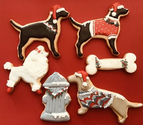 Christmas Dog Cookies, Dog Cookies Decorated, Dog Christmas Cookies, Sweater Cookies, New Years Cookies, Christmas Biscuits, Cookie Connection, Winter Cookie, Christmas Dogs