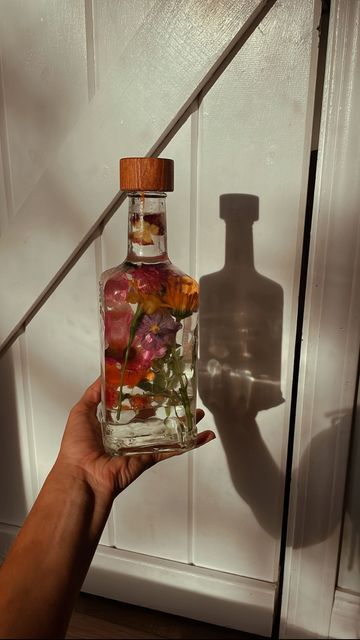 Summer In A Bottle, I Love Flowers, Syrup Bottle, Find A Way, Baby Oil, Instagram Summer, Oil Bottle, Flower Crafts, Love Flowers