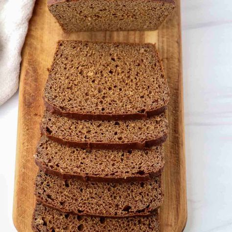 Kavring (The Easiest Swedish Rye Bread) - True North Kitchen Easy Rye Bread, Swedish Rye Bread Recipe, Dark Rye Bread Recipe, Swedish Rye Bread, Scandinavian Cooking, Rye Bread Recipes, Swedish Food, Rustic Bread, Breads & Buns