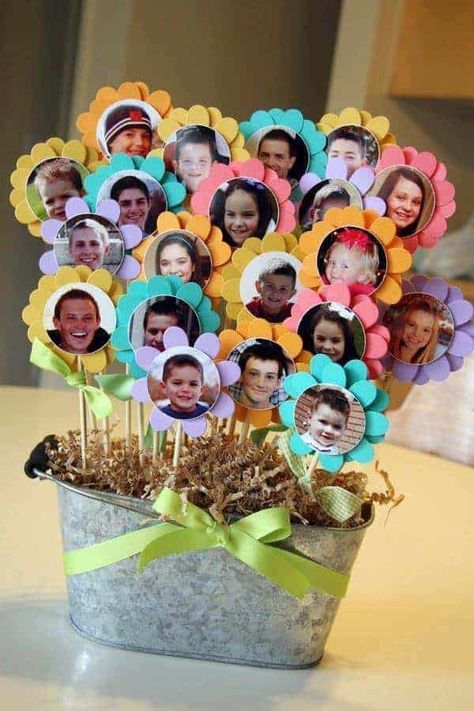 Diy Gifts For Grandma, Cute Teacher Gifts, Teacher Craft, Diy Gifts For Dad, 80th Birthday Party, Birthday Crafts, Grandma Birthday, Diy Mothers Day Gifts, Cadeau Diy