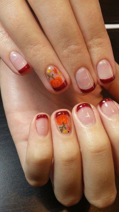 Gel Nail Designs For Fall French Tip, Thanksgiving Nails Fall French Tip, Thanksgiving Shellac Nails, Thanksgiving Nail Designs Acrylic Short, Thanksgiving French Tip Nail Designs, Pumpkin French Nails, November French Nails, Thanksgiving Simple Nails, Natural Fall Nail Designs