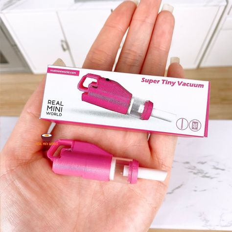 If you need something simple for quick cleanups, this small, affordable handheld world's tiniest vacuum cleaner will get the job done.     size: 6cm     Color choice: mint, blue, yellow, lavender     Also, check out this amazing miniature real-working vacuum cleaner  if you love more classic vacuum style 🥳    🍿Please be awareThis is a handmade supply product, which might not be as perfect as a factory-made product. A slight difference and imperfection might occur. Please consider before buying. But what makes it different with factory produced products is each piece is made with love and passion ❤️ Mini Stuff For Dolls, Mini Things For Dolls, Mini Everyday Items, Tiny Stuff, Tiny Objects Mini Things, Mini Appliances, Pinky Girls, Cute Black Shirts, Tiny Dollhouse Keychain