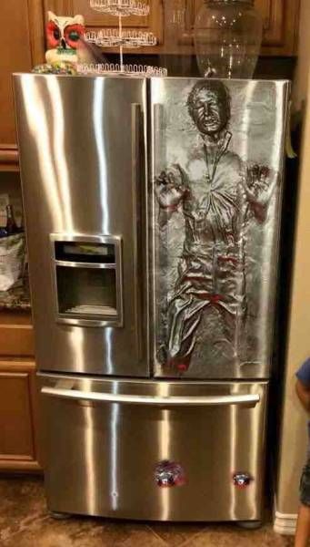 Han Solo Fridge, Star Wars Zimmer, Star Wars Kitchen, Lego Disney Princess, Star Wars Room, Star Wars Decor, Star Wars Jokes, Star Wars Pictures, Star Wars Images