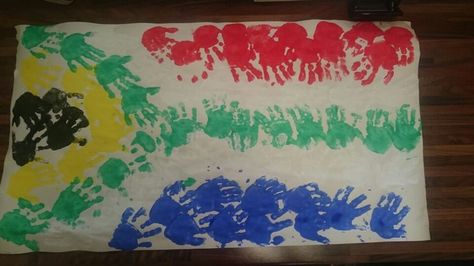 South African Flag.. Done with Hand prints Heritage Day South Africa Crafts, Freedom Day South Africa, Heritage Day South Africa, African Art For Kids, South Africa Art, Africa Craft, African Art Projects, South Africa Flag, South African Flag