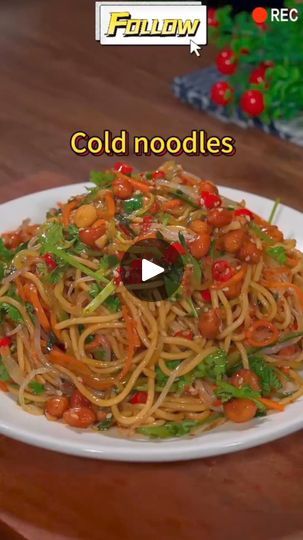 Noddle Recipes, Deli Food, Chinese Food, Food Blogger, Noodles, Steam, Healthy Eating, Pasta, Audio