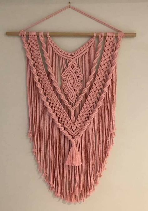 We do love our boho decor! It's a great mix of colors and comfort and it has so many textures and layers that make for a cozy space. Diy Macrame Wall Hanging, Simpul Makrame, Art Macramé, Pola Macrame, Macrame Wall Hanger, Makramee Diy, Macrame Wall Hanging Diy, Macrame Wall Hanging Patterns, Diy Boho