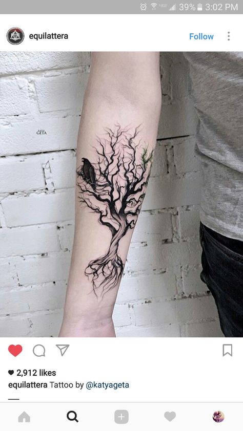 Pray Tattoo, All Black Tattoos, Blackwork Tattoos, Witch Tattoo, Tree Tattoo Designs, Raven Tattoo, E Tattoo, Black Tattoo, Diy Tattoo