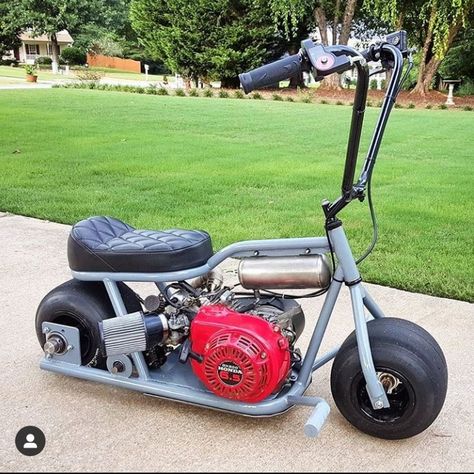 Wanna build a mini bike just like this one Mini Bike Trailer, Taco Mini Bike, Minibike Custom, Mini Bike Diy, Custom Honda Ruckus, Go Kart Designs, Custom Mini Bike, Mini Motorbike, Biking Diy