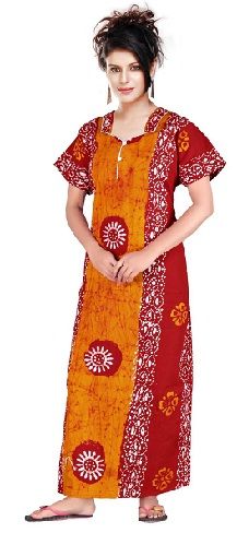 15 Best Long Women’s Cotton Nighties with Different Necks House Coats For Women Indian, Cotton Nighty Designs, Nighty Neck Designs Indian Cotton, Cotton Nighty Neck Designs, Nighty Designs Indian Cotton, Nighty Designs Indian, Classy Night Out Outfit, Cotton Nighty For Women, Fashion 2023 Women