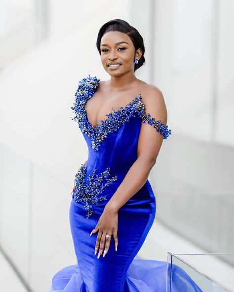 Step out in blue and wow🤩💙 The beautiful bella @Betty_ndelimona dressed in @scholtzruberto design 💙
#omastylebride 
Designer @scholtzruberto
Photographer: @milkywayphotographystudio 
Makeup: @makeupby_m.l Light Purple Prom Dress, African Formal Dress, Extravagant Wedding Dresses, Evening Wear Dresses, Mermaid Evening Gown, Aso Ebi Styles, Purple Prom Dress, Designer Evening Gowns, Glamorous Dresses