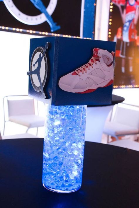 Cube Centerpiece, Led Backdrop, Sneaker Party, Basketball Banquet, Basketball Theme Birthday, Graffiti Party, Mitzvah Decor, Sneaker Ball, 16th Birthday Decorations