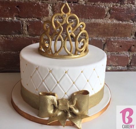 Tiara single tier cake #bcakeny 26 Birthday Cake, Golden Birthday Cakes, Birthday Cake Roses, Tiara Cake, 25th Birthday Cakes, Single Tier Cake, 10 Birthday Cake, Princess Birthday Cake, 60th Birthday Cakes