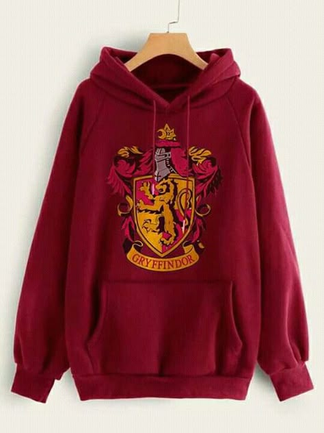 Harry Potter Hoodies, Griffindor Outfits, Gryffindor Hoodie, Harry Potter Shoes, Harry Potter Hoodie, Harry Potter Clothes, Stile Harry Potter, Harry Potter Accessories, Harry Potter Merch