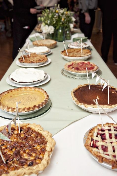 Pies, pies, and more pies - pie buffet dessert table #diywedding #pie #weddingdessert #desserttable #rustic Pie Buffet, Types Of Pies, Diy Pie, Rustic Reception, Wedding Pie, Food Bars, Reception Food, Table Food, Buffet Tables