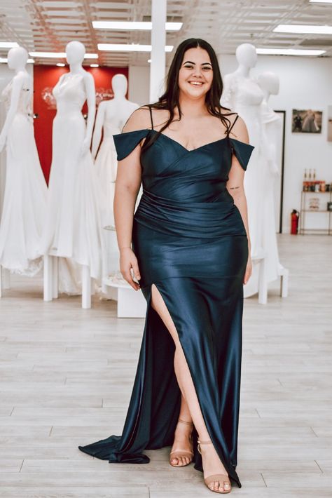 Satin blue plus size dress Xmas Party Outfits, Highschool Outfits, Chandler Arizona, Trendy Prom Dresses, Plus Size Prom, Plus Size Formal, Prom Shopping, Prom Dress Stores, Clean Bedroom