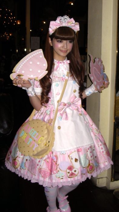 Misako Aoki Wacky Clothes, Misako Aoki, Japanese Lolita Fashion, Lolita Outfits, Fashion Organization, Quirky Fashion, Japanese Street Fashion, Sweet Lolita, J Fashion