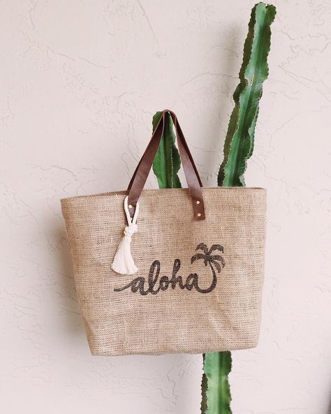 jute aloha beach bag Aloha Beaches, Jute Crafts, Sustainable Bag, Cotton Bags, Jute Bag, Jute Bags, Feb 5, Beach Accessories, Beach Tote Bags