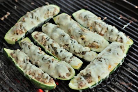 Cheesy Grilled Zucchini Boats | Hey Grill, Hey Zucchini Boats Healthy, Grilled Zucchini Boats, Parmesan Zucchini Bites, Boat Grill, Zucchini Tortilla, Grilled Zucchini Recipes, Zucchini Stuffed, Parmesan Zucchini Fries, Zucchini Tots