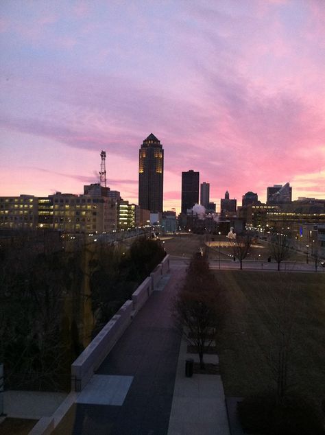 downtown des moines at dawn Downtown Des Moines, Fall From Grace, My Town, Des Moines, Seattle Skyline, Seattle, Travel