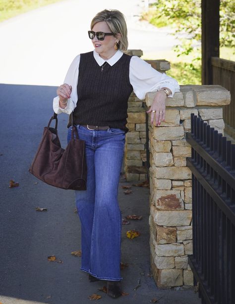 Tania Stephens is styling Trending Chocolate Brown This Fall with a brown mixed media top, wide leg Mother jeans, and a dark brown suede tote Tania Stephens, Suede Tote, Mother Jeans, Color Chocolate, Fall Favorites, Fashion Over 40, Winter Casual, Brown Suede, Color Trends