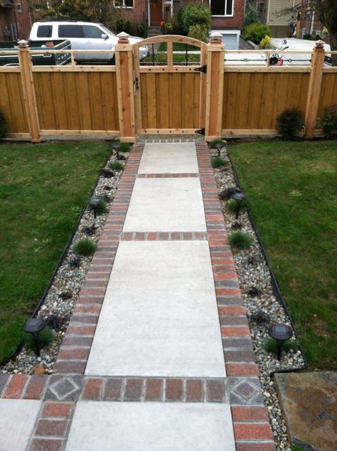 Brushed Concrete, Front Yard Walkway, Broken Concrete, Garden Pavers, Walkway Landscaping, Walkway Design, Concrete Walkway, Brick Walkway, Outdoor Walkway