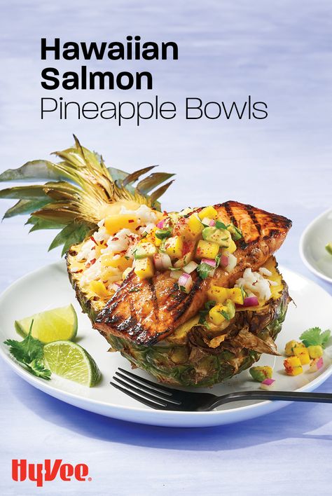 Who needs a bowl when you can use a pineapple half? Grill salmon and place on a delicious pineapple rice mixture for an excellent Hawaiian flavor. Loaded Pineapple Bowls, Stuffed Pineapple Bowls Recipes, Pineapple Salmon Bowl, Salmon Pineapple Bowl, Pineapple Boats Recipes, Pineapple Meals, Stuffed Pineapple Bowls, Liver Meals, Salmon And Pineapple