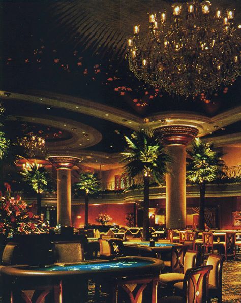 The Main Casino inside The Desert Inn shortly before KABOOM!! Las Vegas Mood Board, Luxury Casino Interior, Tema Vegas, Heist Aesthetic, Sushi Tattoo, 007 Casino Royale, Disco Bar, Old Vegas, Vegas Theme