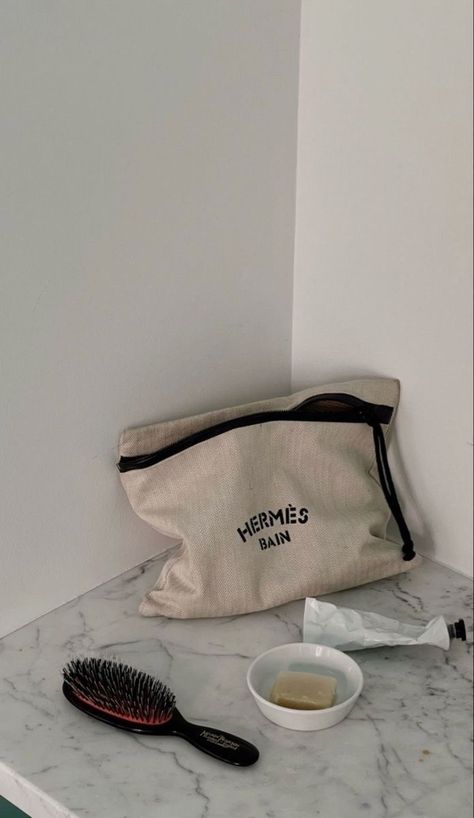 Cosmetic Bag Aesthetic, Espresso Girl, Healing Era, Canvas Bag Design, Sephora Sale, Luxury Tote Bags, Branding Inspo, Aesthetic Lifestyle, Bag Aesthetic