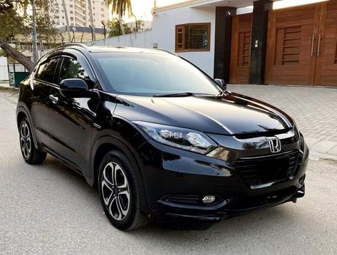 Honda Vezel Hybrid Z Honda Sensing See More: https://autodeals.pk/used-cars/honda-vezel-2014-23044 Model 2014 Location: Karachi Honda Vezel Modified, Honda Suv Models, Vezel Car, Wishlist Board, Best Suv Cars, Honda Vezel, Cars Honda, Black Honda, Car Honda