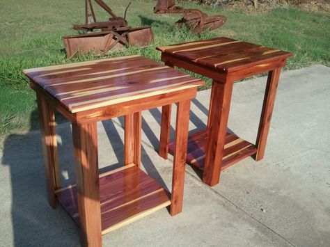 Cedar Side Tables Cedar Table, Crate End Tables, End Tables Diy, Outdoor End Tables, Diy Swimming Pool, Cedar Siding, Garage Work Bench, Woodworking Plans Diy, Aluminum Furniture