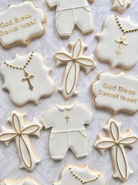 Baptism Desserts, Baptism Party Boy, Communion Cookies, Christening Cookies, Baptism Cupcakes, Baptism Party Decorations, Baptism Cookies, First Communion Decorations, Communion Decorations