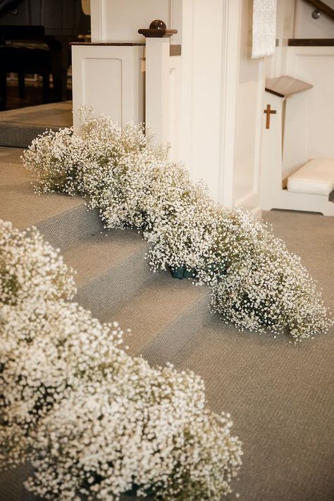 Ceremony Decorations Church, Church Aisle Decorations, Wedding Church Aisle, Timeless Wedding Decor, Gypsophila Wedding, Wedding Church Decor, Wedding Pews, Church Wedding Flowers, Wedding Alters