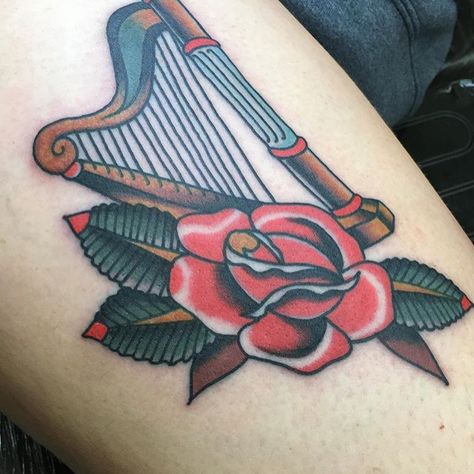 American Traditional Harp Tattoo, 87 Tattoo, Irish Harp Tattoo, Small Irish Tattoos, Harp Tattoo, Small Traditional Tattoo, Tea Tattoo, Best Neck Tattoos, Celtic Knot Tattoo