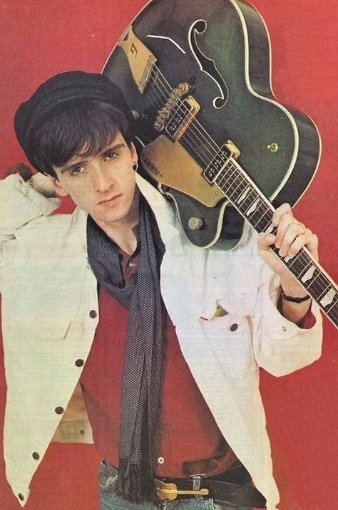 Johnny Marr The Smiths Lyrics, The Smiths Morrissey, Johnny Marr, John Martin, Rock Guitarist, The Smiths, Charming Man, Morrissey, Guitar Hero