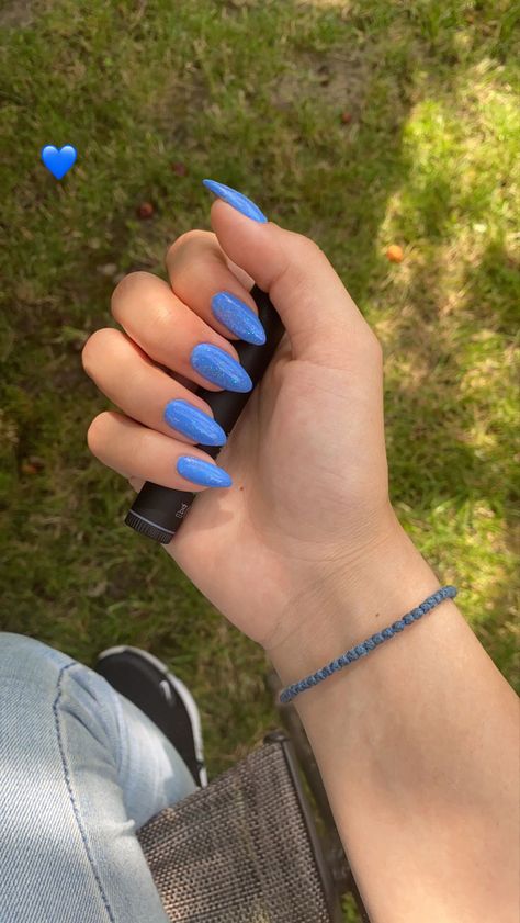 Blue nails with disco blue reflective sparkles Nail Inspo Reflective Glitter, Blue Reflective Nails, Reflective Blue Nails, Blue Disco Nails, Royal Blue Iridescent Nails, Royal Blue Holographic Nails, Reflective Nails, Nails Inspo, Blue Nails