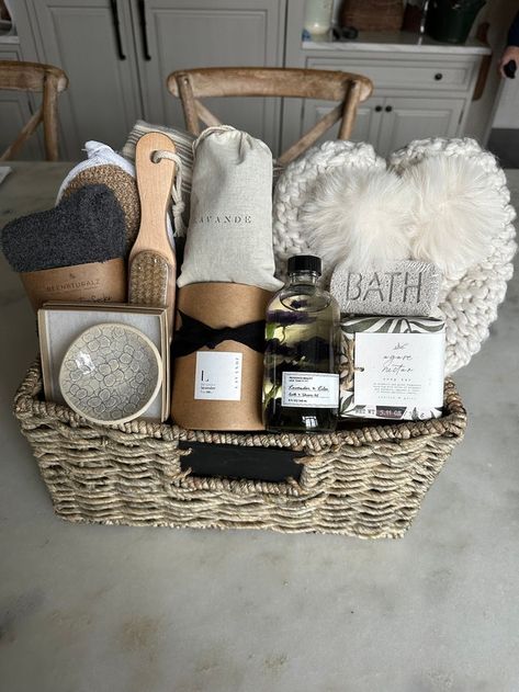 NestCustomBaskets - Etsy Relaxation Gift Basket, Spa Kits, Luxury Gift Basket, Creative Gift Baskets, Spa Basket, Care Basket, Spa Gift Set, Healing Journaling, Gift Baskets For Women