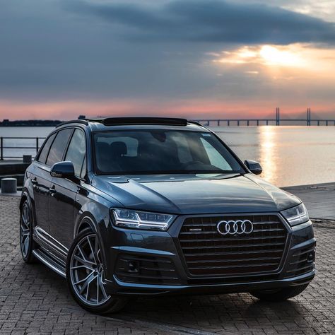 Audi Q7 Black, Audi Q, Audi Sq7, Luxury Car Brands, Audi Car, Audi Rs, Audi Cars, Audi Q5, Street Racing