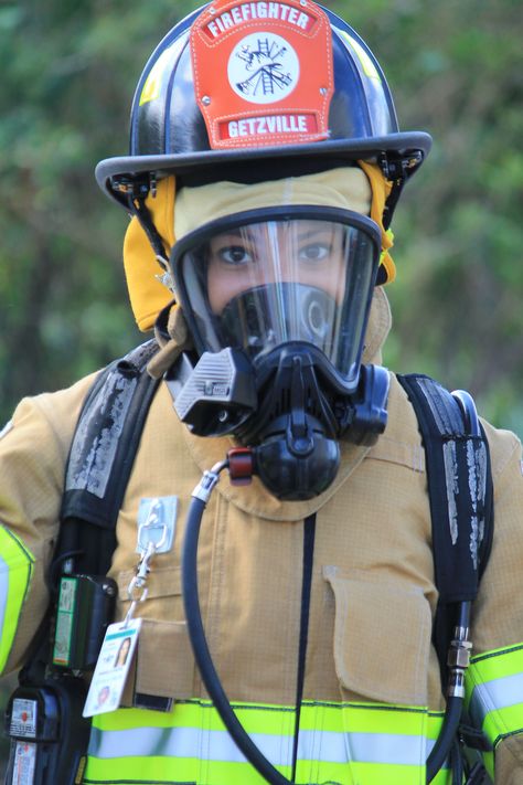 Fire Fighter Helmet, Soldier Gas Mask, Ww1 Gas Mask Art, Scuba Diving Pictures, Girl Firefighter, Fireman Hat, Fire Gear, Oxygen Mask, Hazmat Suit