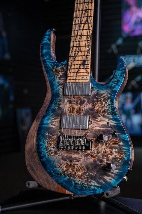 Kiesel Guitars Guitar Art Project, Schecter Guitars, Instruments Art, Diy Instruments, Guitar Finishing, Custom Electric Guitars, Guitar Photography, Guitar Gifts, Guitar Painting