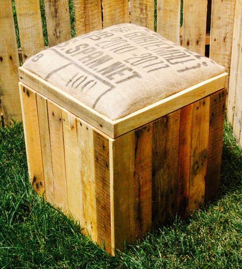 Pallet Ottoman, Crate Ottoman, Storage Cube Ottoman, Pallet Furniture Designs, Wood Ottoman, Pallet Crates, Shipping Pallets, Storage Cube, Reclaimed Wood Projects