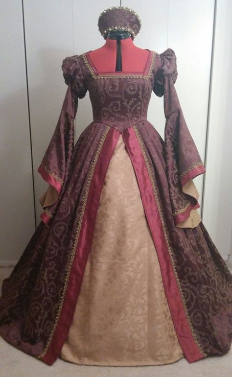 Elizabethan Gown, Elizabethan Clothing, Pearls Dress, Elizabethan Fashion, Tudor Dress, Royalty Dress, Historical Women, Larp Costume, Royal Dresses