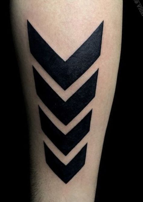 Tattoo Left Arm, Tattoos Thailand, Chevron Tattoo, Stripe Tattoo, Left Arm Tattoos, King Tattoo, Minimalistic Tattoo, Polka Tattoo, Hand Band