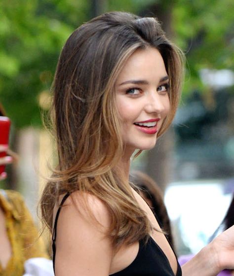 Miranda Kerr Hair, Babylights Hair, Gorgeous Hair Color, Fesyen Rambut, Fall Hair Color, Fall Hair Colors, Miranda Kerr, Remy Hair, Brunettes