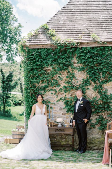 Lancaster Pennsylvania countryside elopement inspiration at Lauxmont Farms featured in Pennsylvania Weddings Magazine | Writer & Beloved Photography Pennsylvania Countryside, Beloved Photography, Magazine Writer, Wedding Venues Pennsylvania, Lancaster Pennsylvania, Pennsylvania Wedding, Summer Bouquet, Mint Wedding, Maryland Wedding