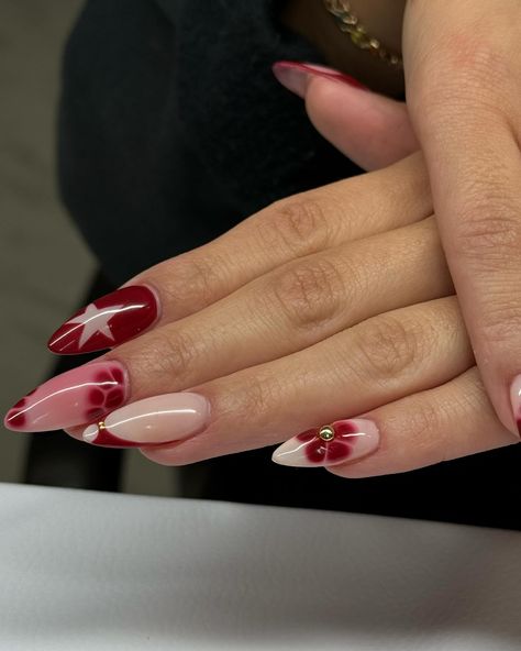 blooming gel is in the air this fall 🍁 @beetlesgelpolish @beetles_community @apresnailofficial #gel #gelnails #gelnail #gelpolish #uñasdegel #nailtech #nail #nailart #nailsnailsnails #naildesign #naildesigns #bloominggel #bloomingflowers #bloominggelflowers #red #rednails #star #starnails #fallnails #trendynails #explore #explorepage Fall Blooming Gel Nail Art, Red Blooming Gel Nails, Blooming Gel Nail Ideas, Blooming Gel Designs, Blooming Gel Nails, Neutral Nails Acrylic, Bday Nails, Blooming Gel, Acrylic Nail Shapes