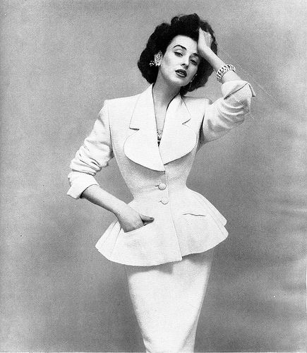 Dorian Leigh, Suzy Parker, Lilli Ann, Glamour Vintage, Fifties Fashion, Look Retro, Fashion 1950s, Richard Avedon, Vintage Fashion Photography