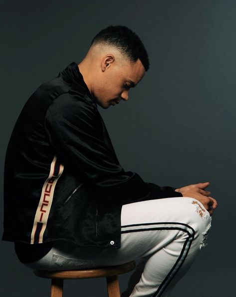 Tauren Wells, Christian Worship, Christian Artists, Spotify Playlist, Singers, Worship, How To Look Better, Jesus, Entertainment