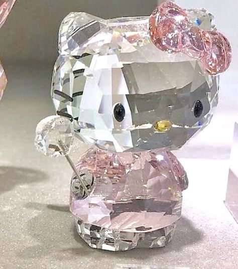 Hello Kitty Aesthetic, Crystal Figurines, Hello Kitty My Melody, Hello Kitty Items, Hello Kitty Collection, Kawaii Aesthetic, Cute Sets, Softies, Pink Aesthetic