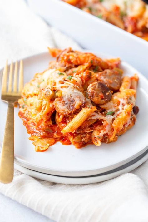 Aidells Italian Chicken Sausage Recipes, Sausage And Peppers Pasta, Sausage Pasta Bake, Chicken Sausage Pasta, Curry Chicken And Rice, Chicken Sausage Recipes, Italian Chicken Sausage, Marinating Chicken Breast, Italian Sausage Pasta